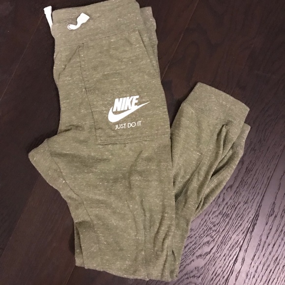 Nike Pants - Green Nike sweats